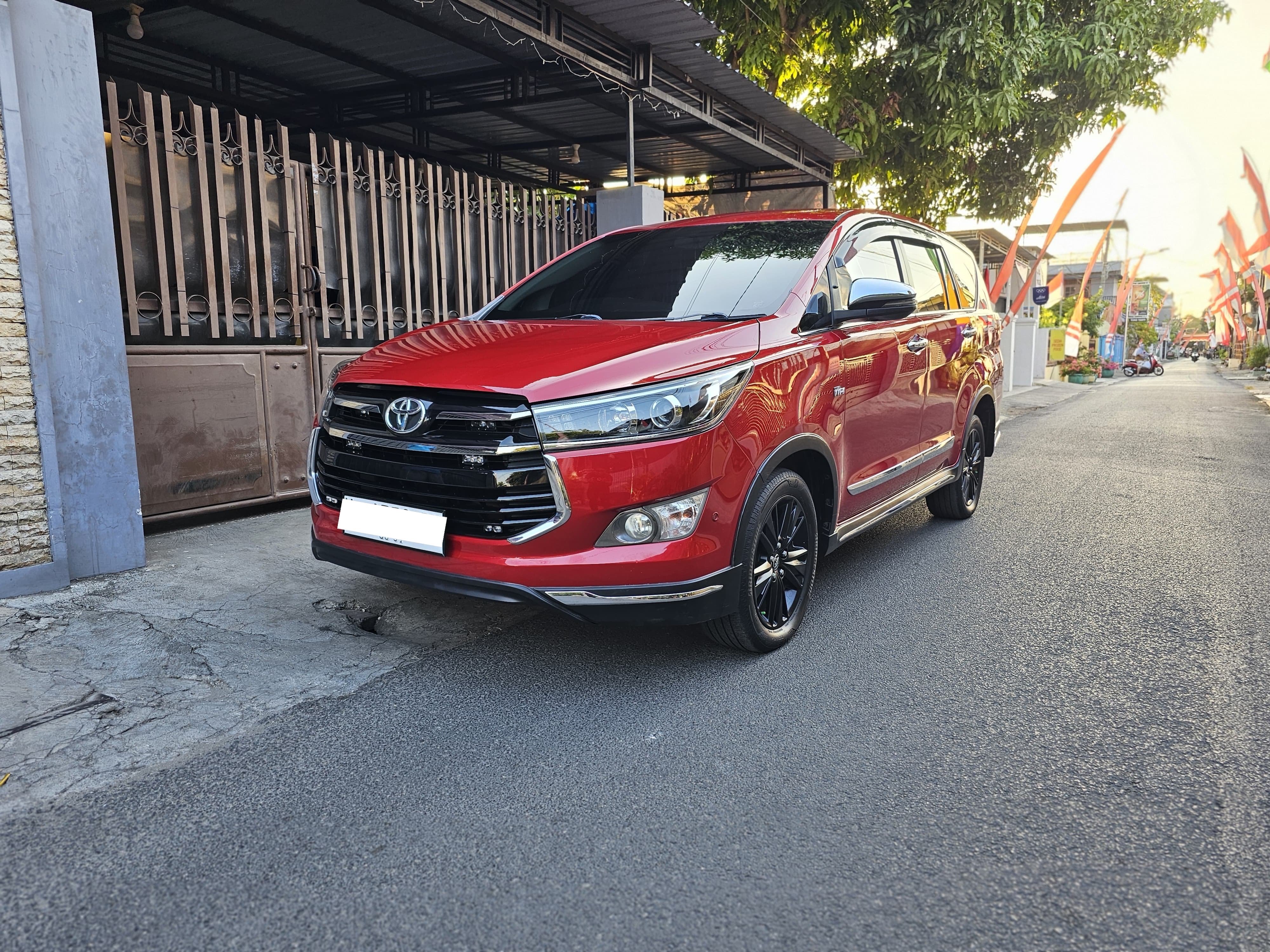 Toyota Venturer 2.0 2017