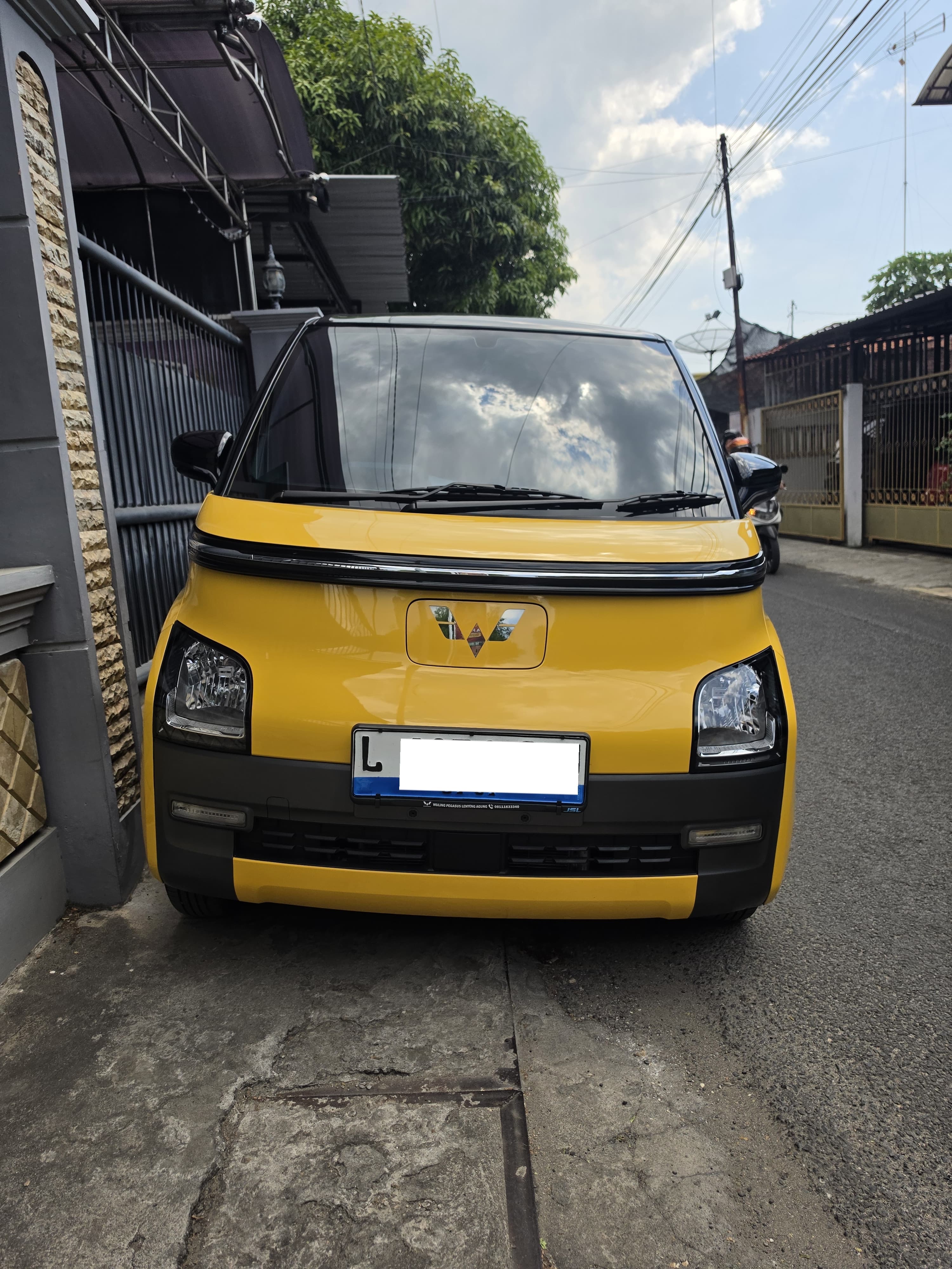 Wuling Air Ev Standard Range 200 Km 2025 - Feranta Garage